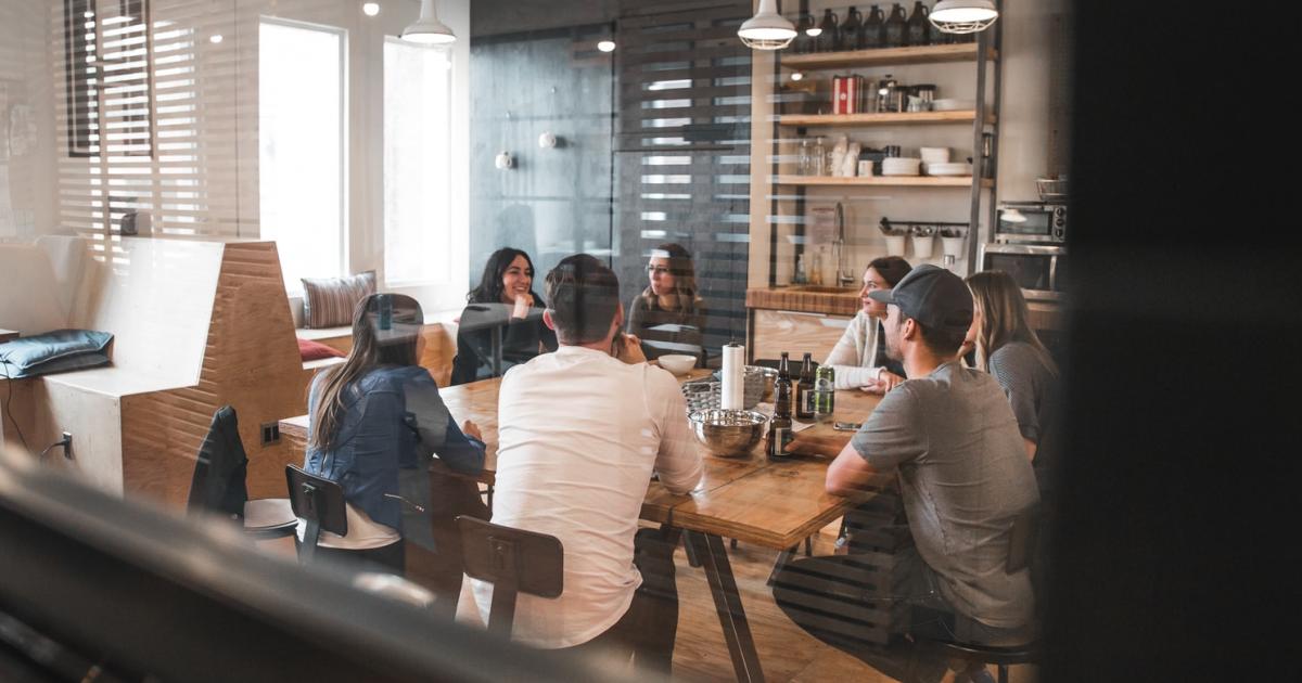 Hoe efficiënt vergaderen bijdraagt tot een goede samenwerking en bedrijfscultuur Hoe efficiënt vergaderen bijdraagt tot een goede samenwerking en bedrijfscultuur